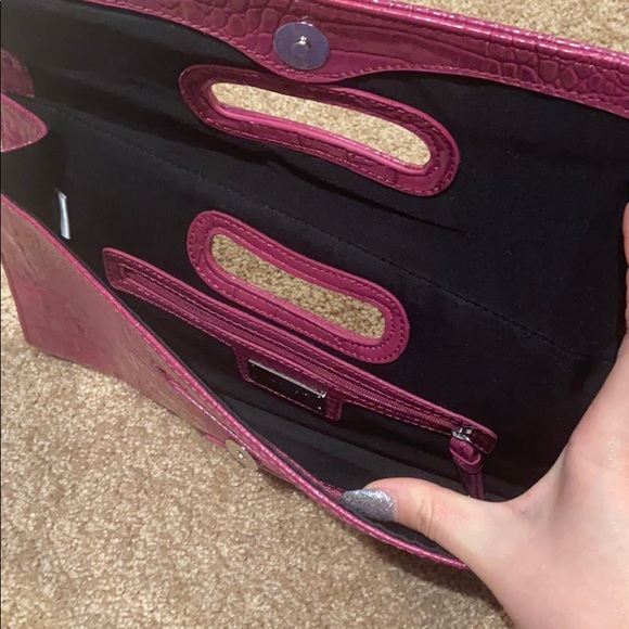 Nine West Clutch - Picture 4 of 4